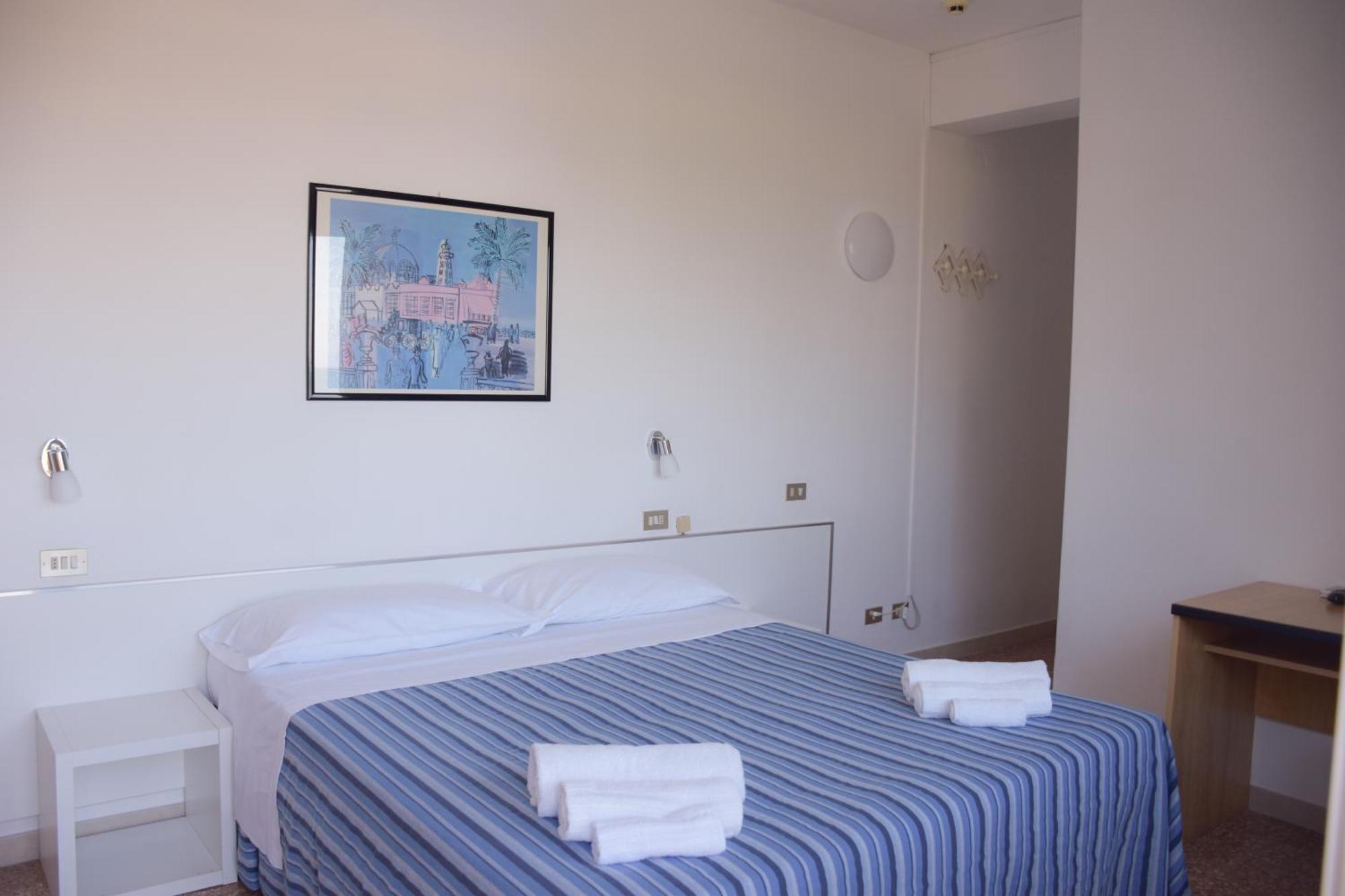 Hotel Los Angeles - Fronte Mare Riccione Exterior foto