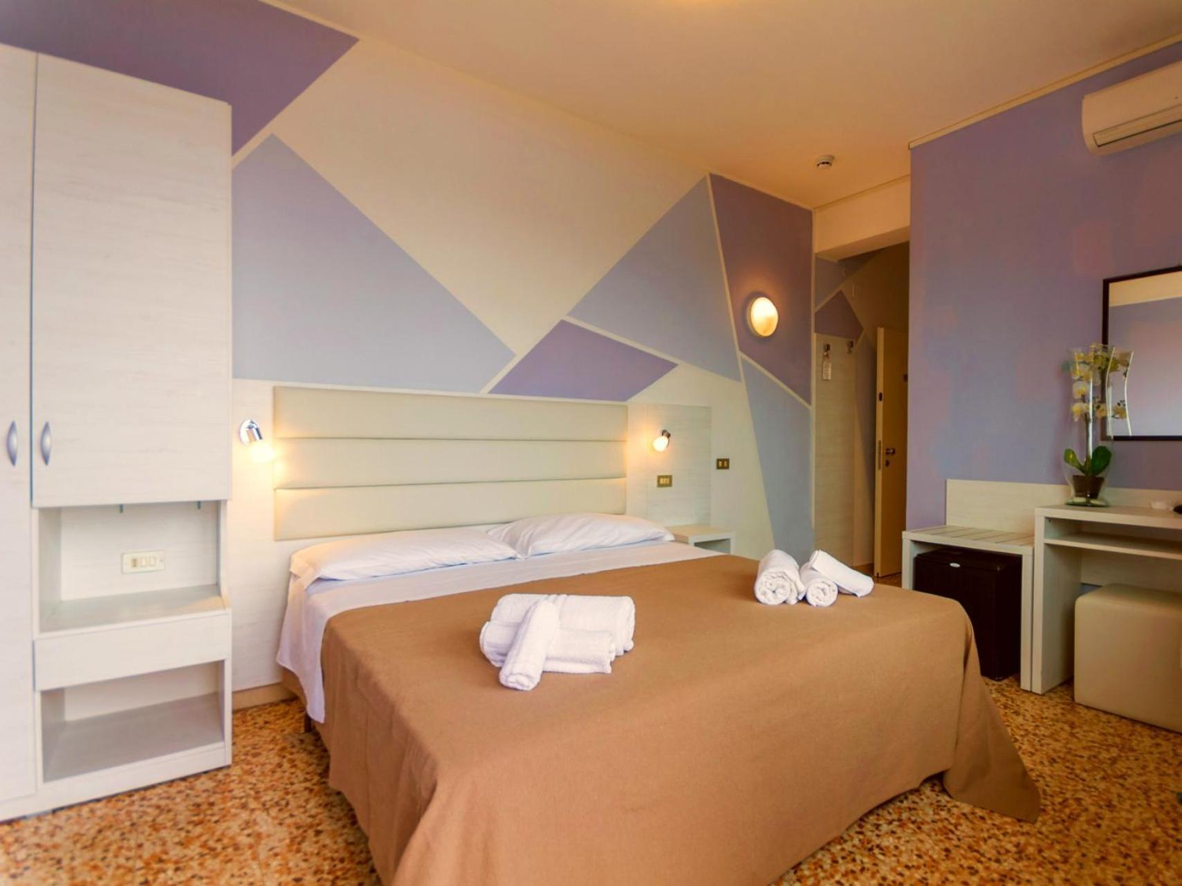 Hotel Los Angeles - Fronte Mare Riccione Exterior foto